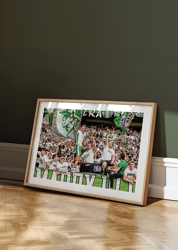 Poster 2024 Fredrik Hammar Med Supportrar Hammarby IF crossfade