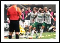 2023 Nahir Besara Med Lagkamrater Hammarby IF-0