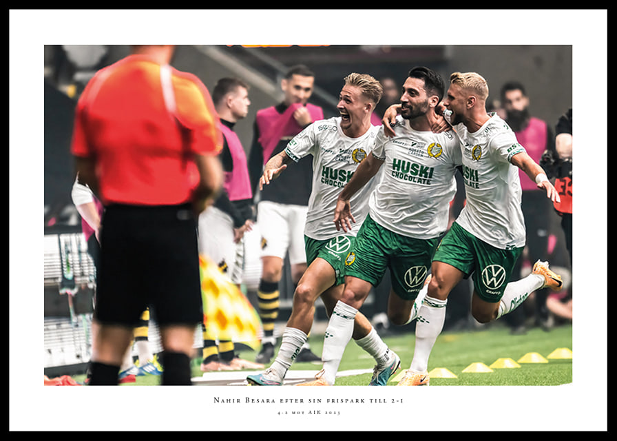 2023 Nahir Besara Med Lagkamrater Hammarby IF-12