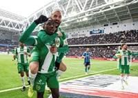 2018 Pa Amat Dibba Kennedy Bakircioglu Hammarby IF-5