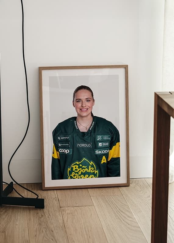 Poster Edle Rise Moe #11 IF Björklöven 2024/2025 crossfade