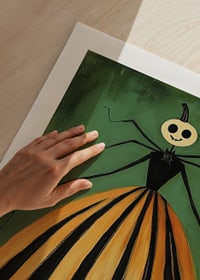 En unik och lekfull poster med halloween-tema förhöjer rummet-9