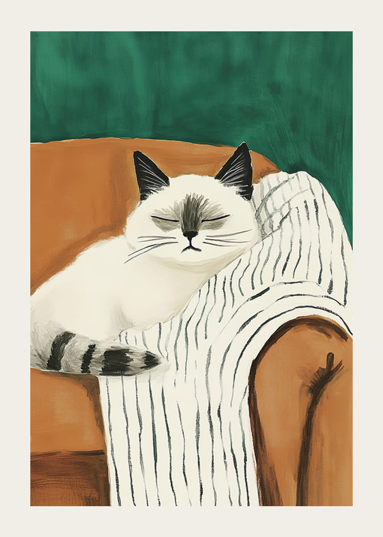 Plagát uvoľnenej mačky na pruhovanej deke v oranžovom kresle-12