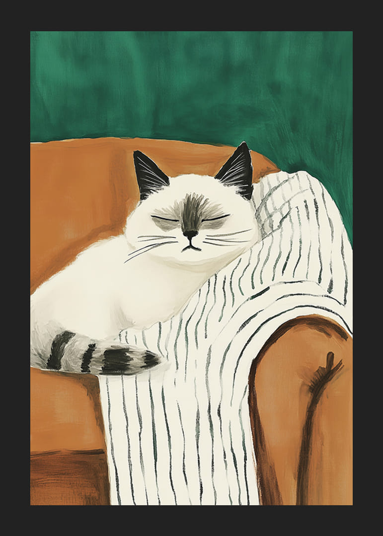 Plagát uvoľnenej mačky na pruhovanej deke v oranžovom kresle-12