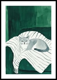 Een poster met een grijze kat die rust op een gestreepte deken in een groene fauteuil-0