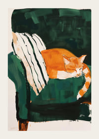 Plagát so spiacou oranžovou mačkou na pruhovanej deke v zelenom kresle-3