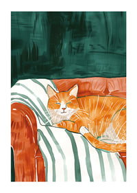 Une affiche d'un chat orange endormi dans un fauteuil rayé, répandant la paix et la chaleur dans votre maison-1