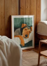 Un afiș cu un câine adormit pe o pernă în dungi-4