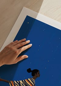 En färgstark poster av en dansande figur under stjärnhimlen-9