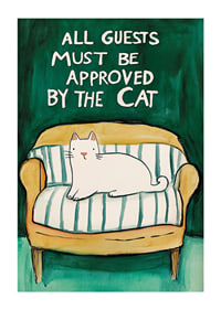 Ein Poster einer weißen Katze auf einem gelben Sofa-1
