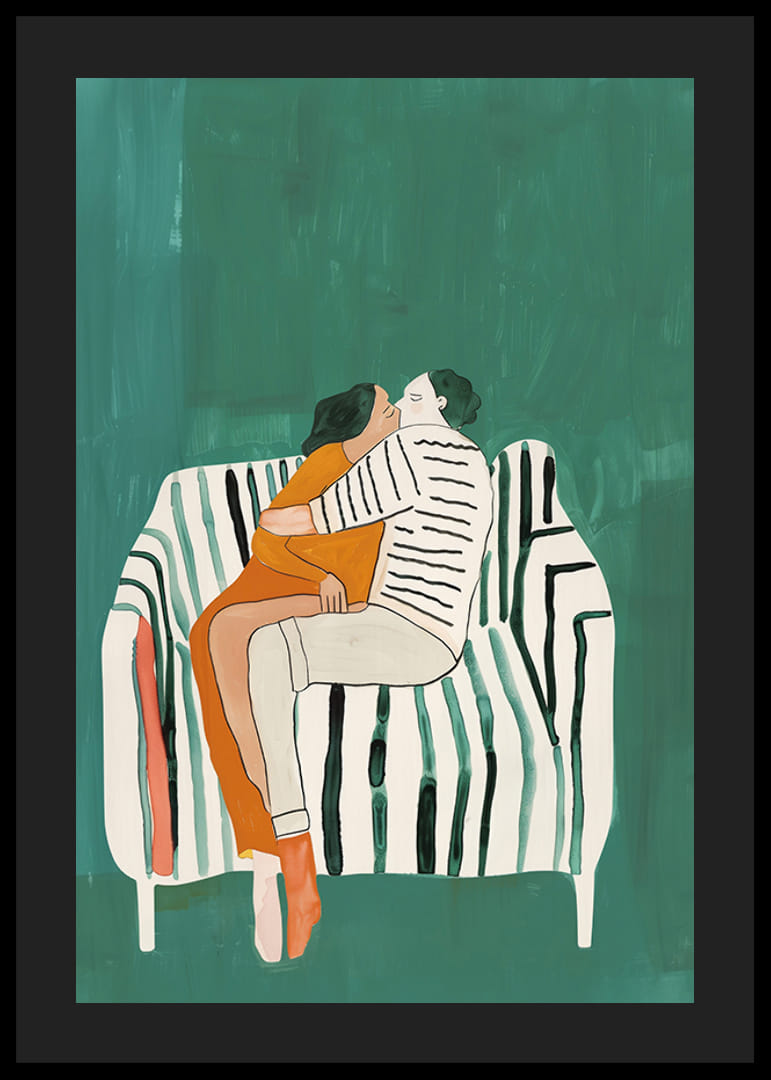 Plagát páru v milujúcom objatí na pruhovanej pohovke-12