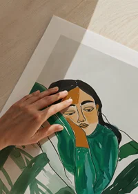 En poster med en sovande kvinna-9