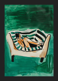 En poster som skildrar en kvinna i total avkoppling på en randig soffa-5