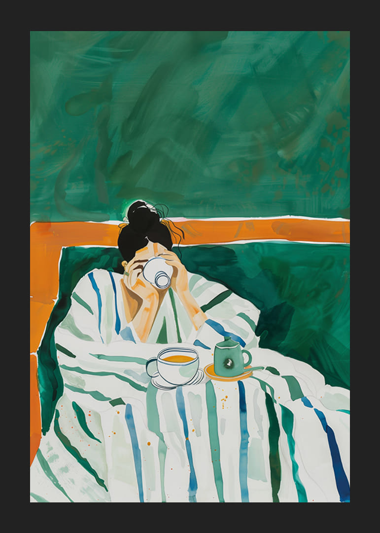 Egy poszter, amely egy csíkos takaróba bugyolált nőt ábrázol, aki egy csésze kávét élvez-12