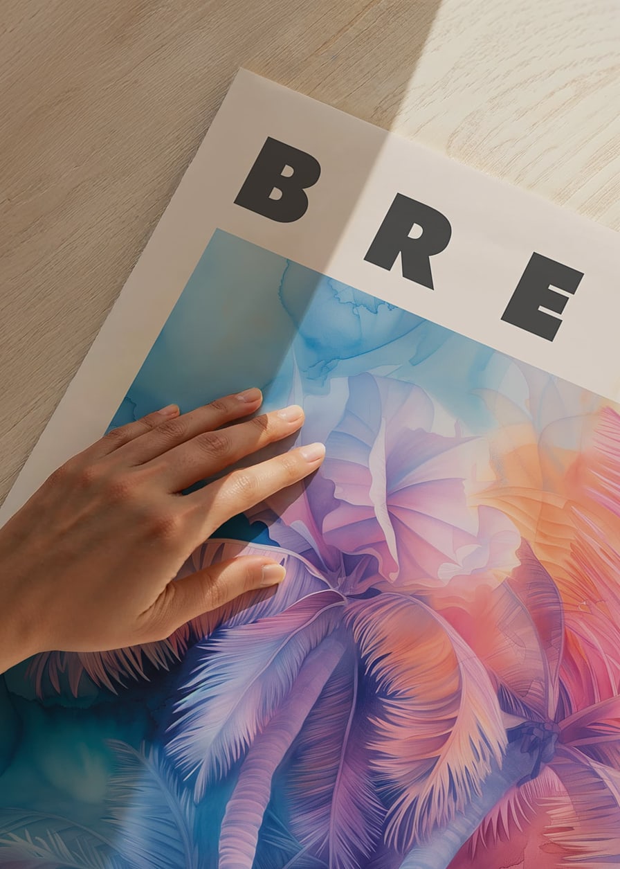 Bunte Palmen vor einer verträumten Kulisse, die Freiheit und Meeresbrise atmet-12