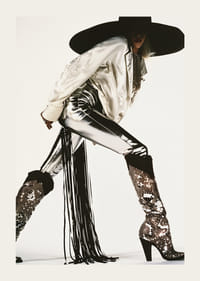 A bold blend of futurism and the West in dazzling style-3