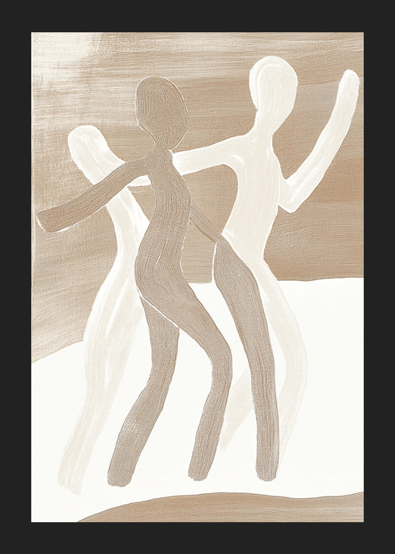 Drei stilisierte Figuren tanzen in harmonischen Erdtönen, voller Bewegung und Leben.-12