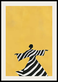 Elegans i svartvitt dansar mot en varm, gul bakgrund-2