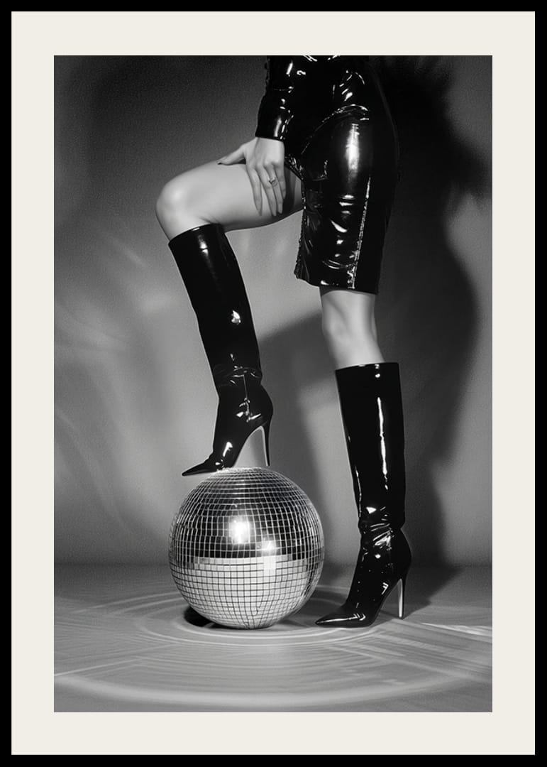 Stylish elegance among leather and light in timeless shine-12