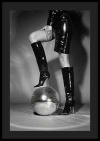 Stylish elegance among leather and light in timeless shine-4